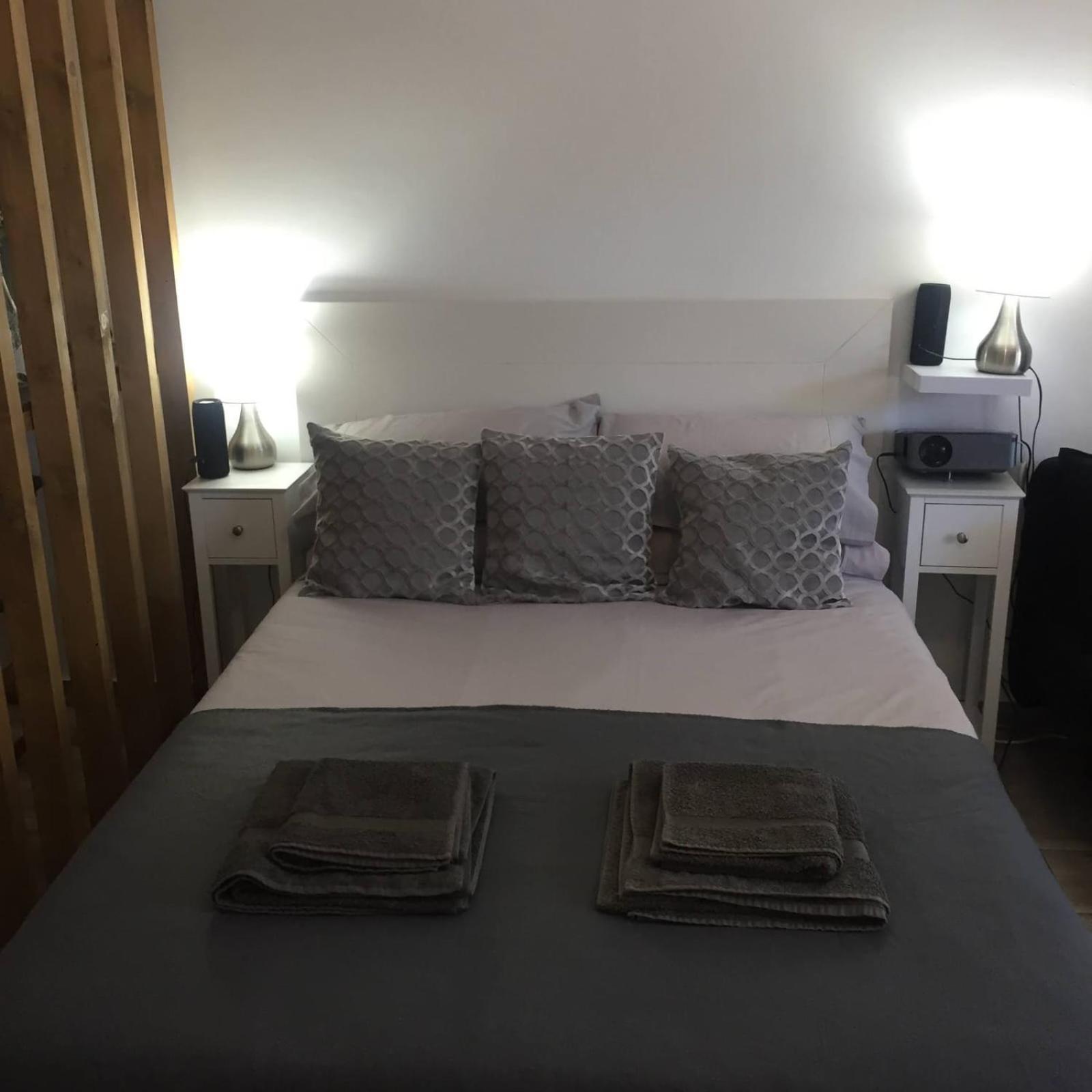 Puerto Banus Apartment Near Beachfront, Sunny Terrace, Pool, Tennis Court, Parking And Movies Projector Марбелья Экстерьер фото
